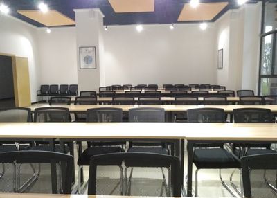 廣安電商服務(wù)中心開放免費(fèi)入駐，12類崗位虛位以待，共創(chuàng)數(shù)字經(jīng)濟(jì)新篇章